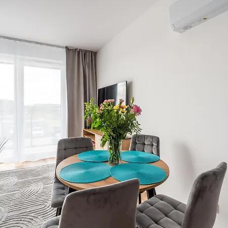 Sunday Apartahotel 3*