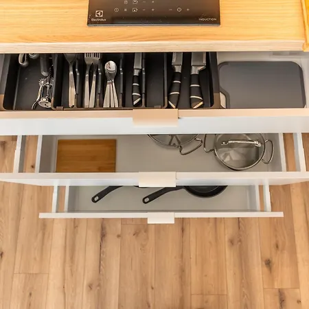 Sunday Apartahotel 3*