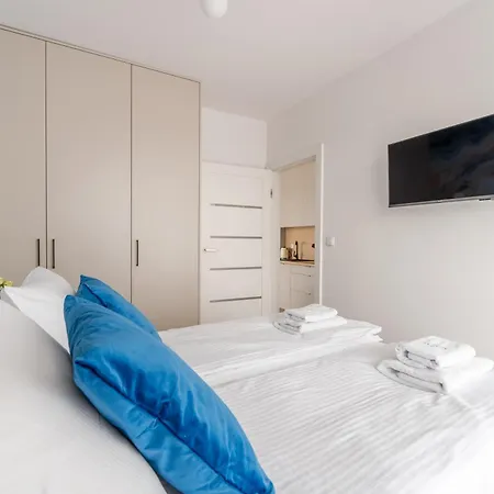 Sunday Устроне-Морске