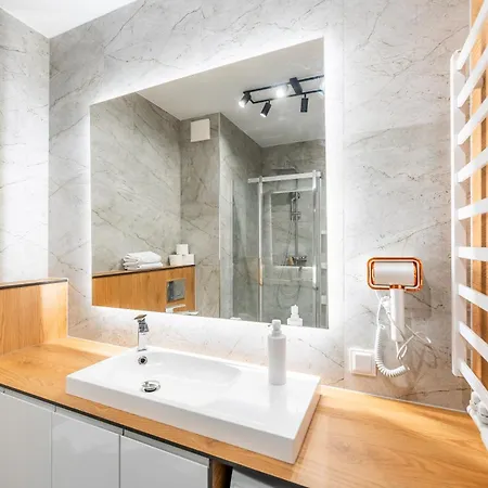 Sunday Apartahotel 3*